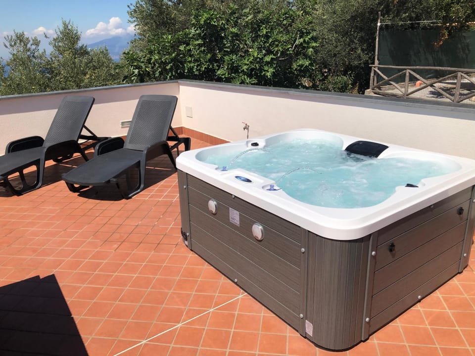 Solarium, Spa and wellness centre/facilities, Swimming pool