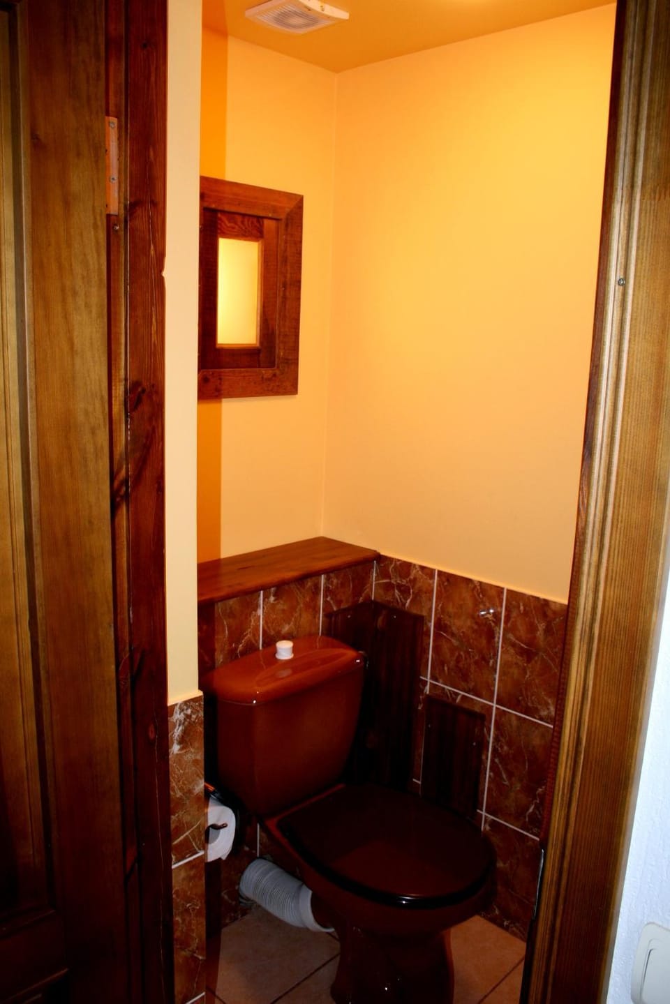 Toilet, Property building