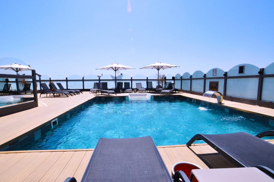 Patio, Day, Natural landscape, View (from property/room), Balcony/Terrace, Balcony/Terrace, Pool view, Sea view, Swimming pool, sunbed, towels