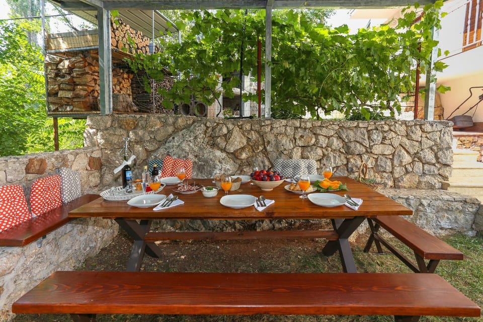 Waterfall House Getaway Villa in Split-Dalmatia County