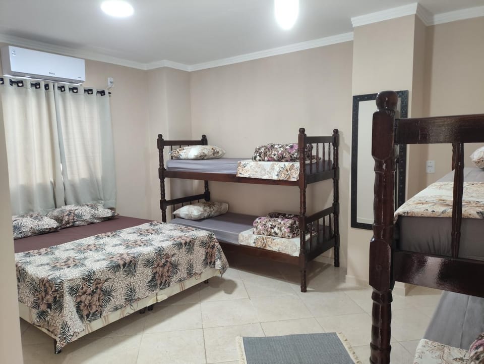 Bed, Bedroom, bunk bed