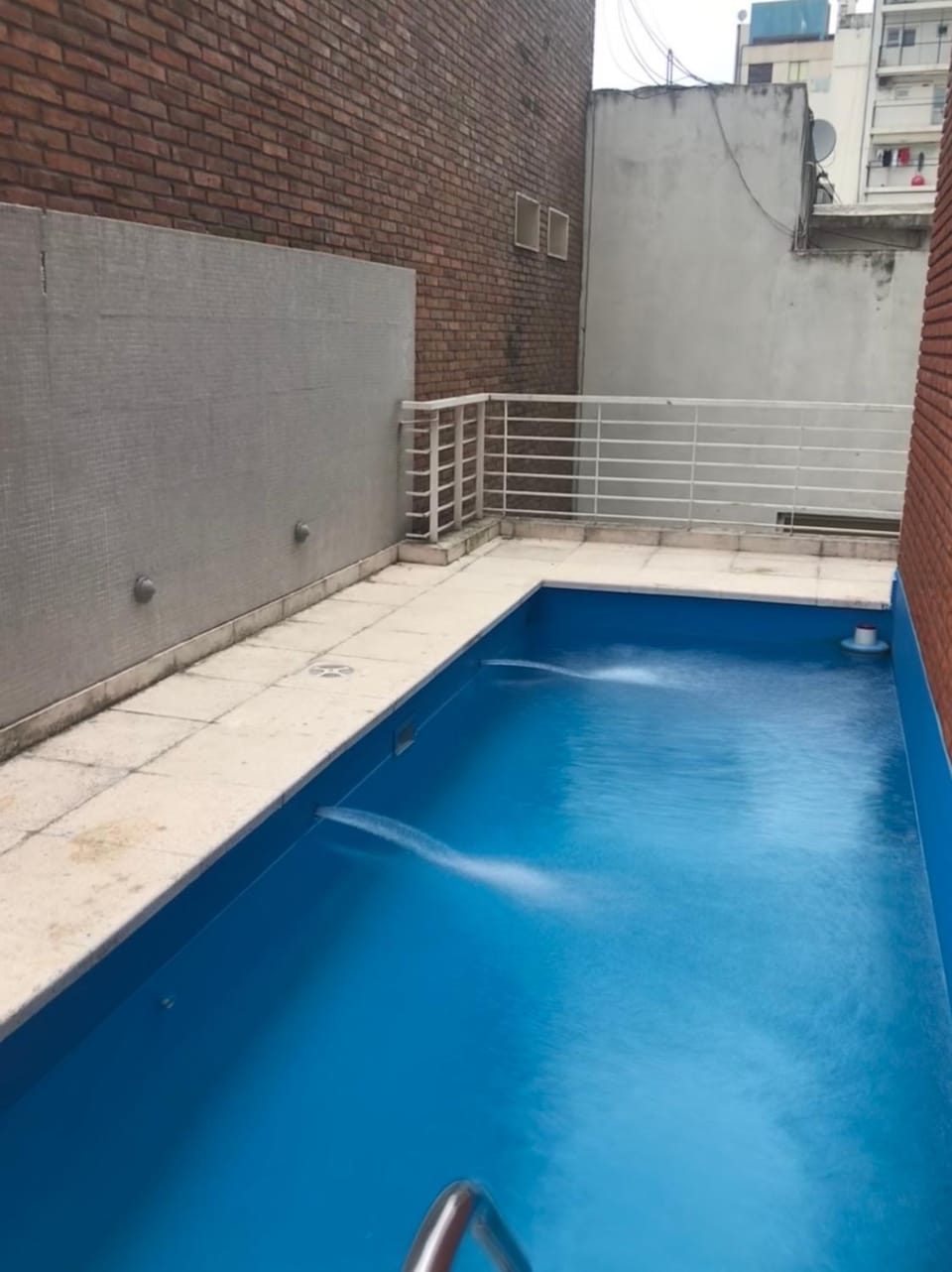 Swimming pool, Swimming pool