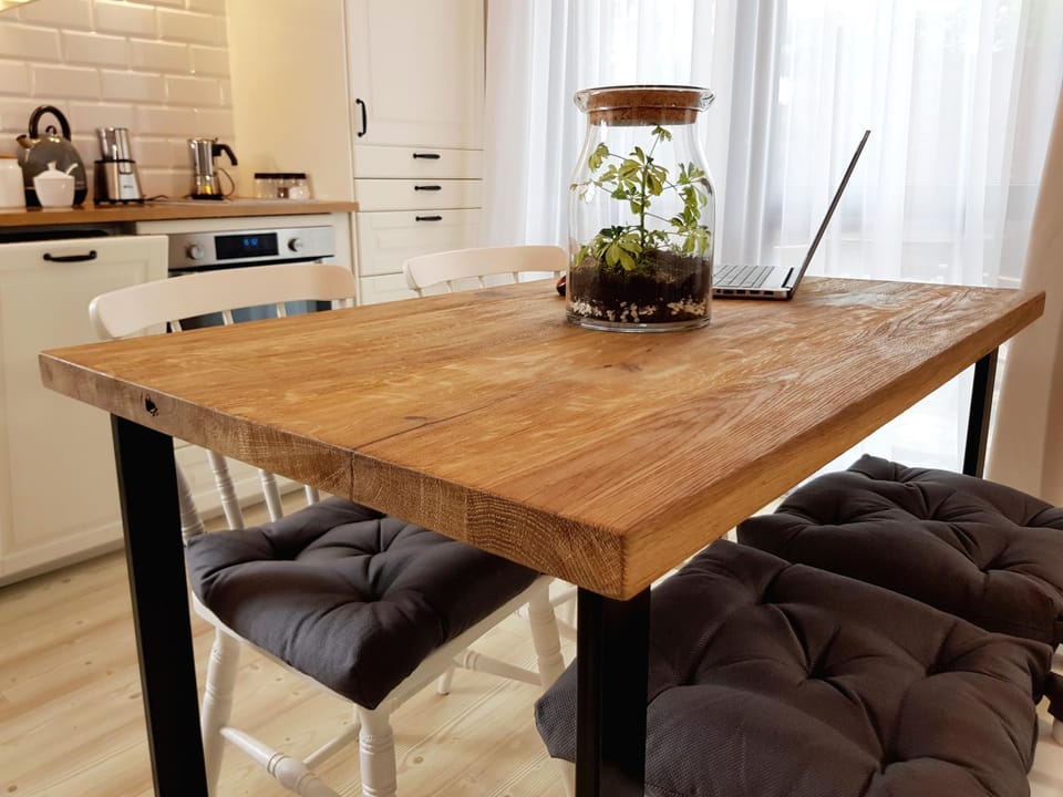 Kitchen or kitchenette, Decorative detail, Dining area