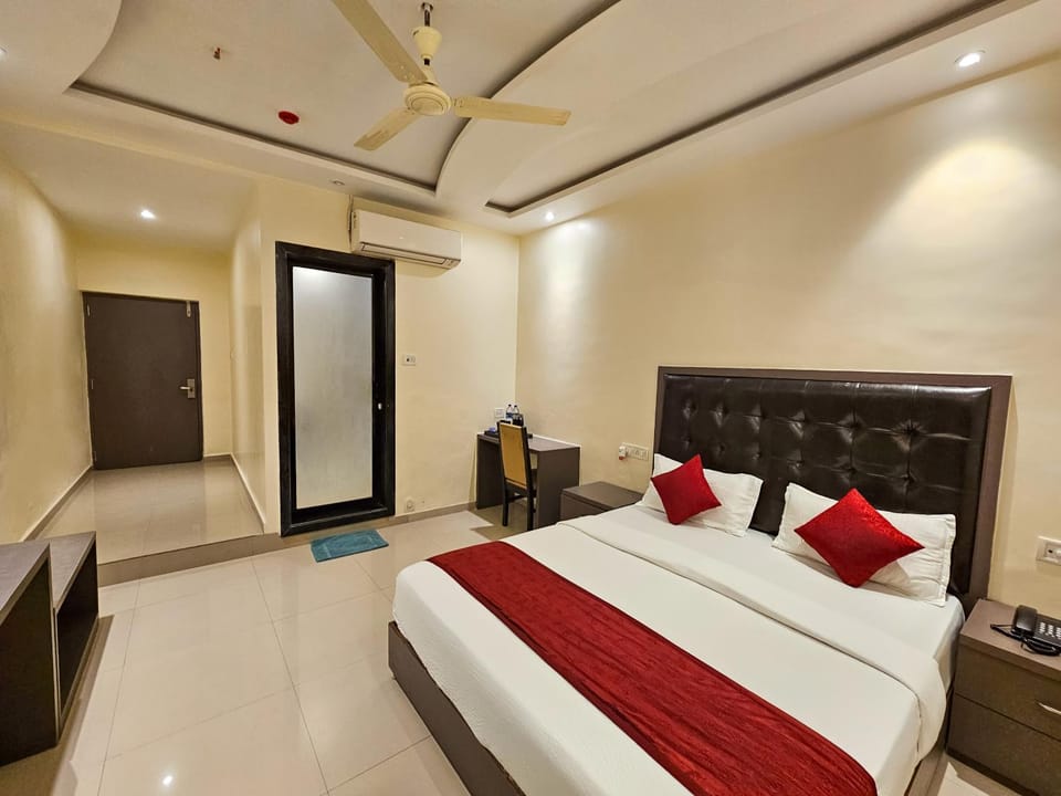 Bed, Bedroom, wardrobe