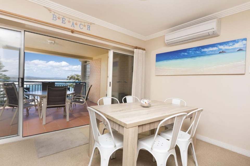 Dining area, Sea view