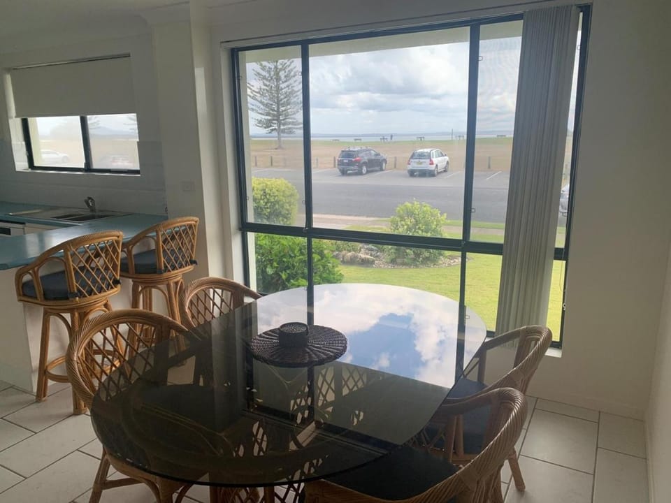 Dining area, Sea view