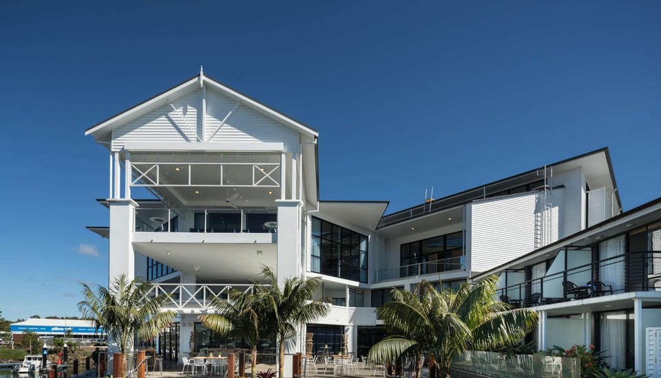 Property building, Balcony/Terrace, On site