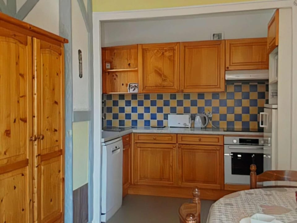 Appartement 2 pièces, 6 couchages, centre du Grand-Bornand, proche commerces et télécabine - FR-1-241-106 Cabin in Le Grand-Bornand