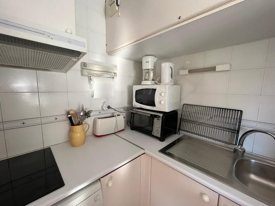 Charmant T1 bis à Arcachon, 300m Plage de Pereire, Terrasse et Jardinet - FR-1-319-59 Apartment in Arcachon