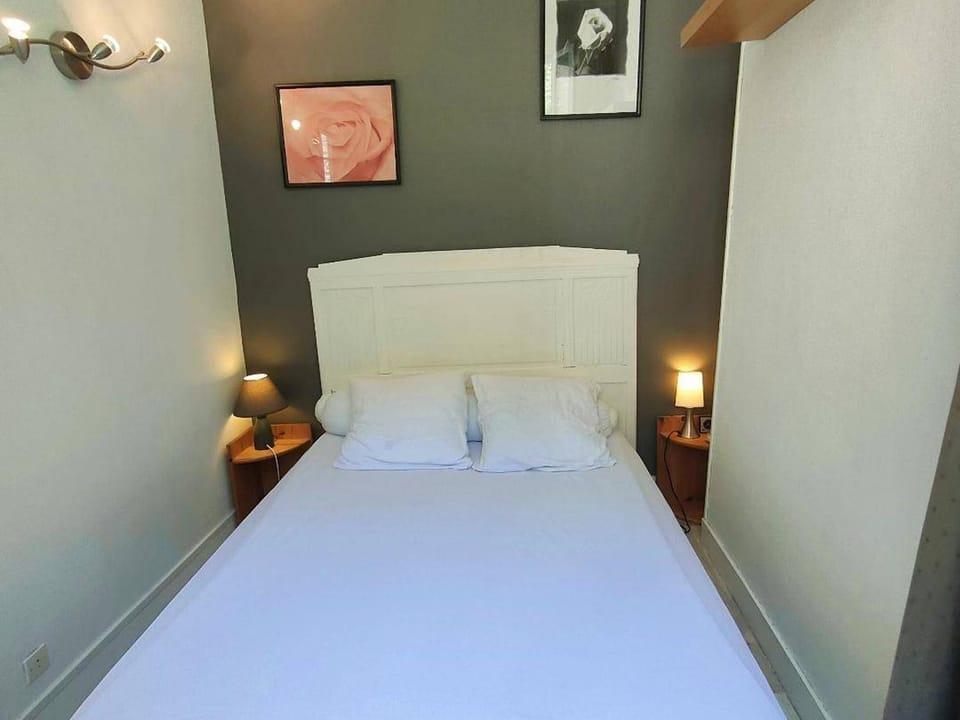 Appartement 2 Pièces 4 Pers | Centre Cauterets - FR-1-234-139 Apartment in Cauterets