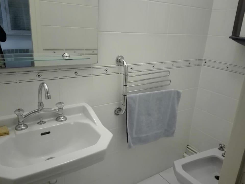 Appartement T4 face mer avec garage aux Sables d'Olonne, à 350m du centre-ville - FR-1-331-1 Apartment in Les Sables-d'Olonne