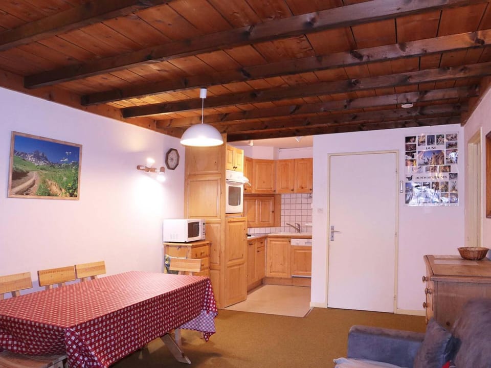Appartement T2 pour 6 pers, Les Orres, balcon, animaux admis - FR-1-322-218 Apartment in Provence-Alpes-Côte d'Azur