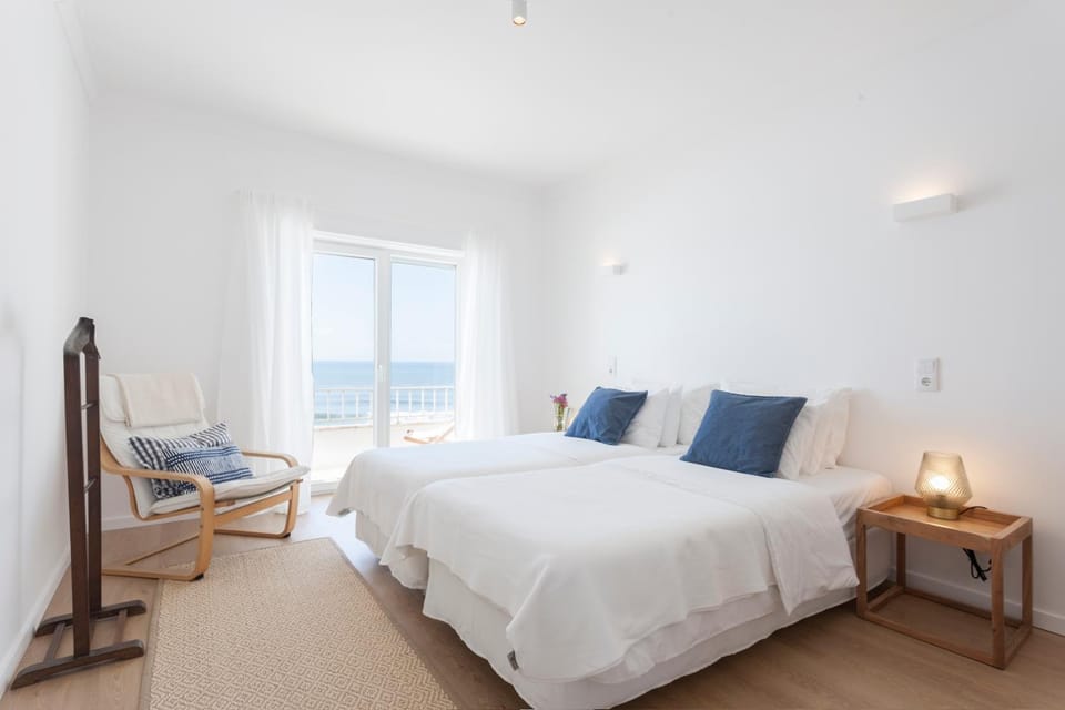 Bed, Photo of the whole room, Bedroom, Sea view