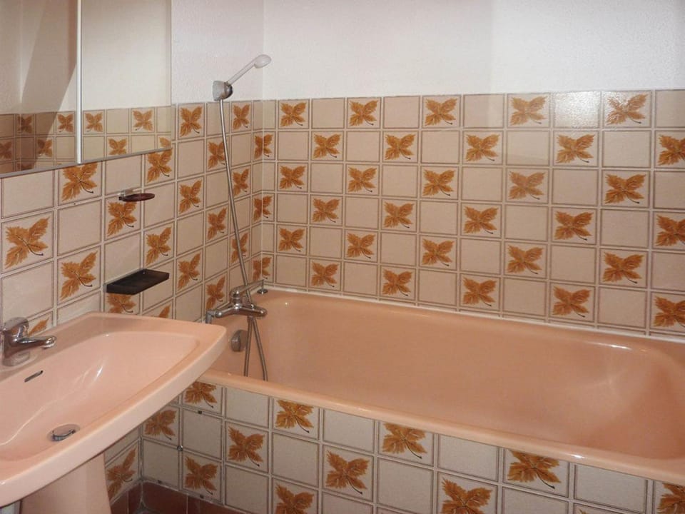 Appt skis aux pieds avec parking, balcon, 4 lits, animaux acceptés - FR-1-322-154 Apartment in Provence-Alpes-Côte d'Azur