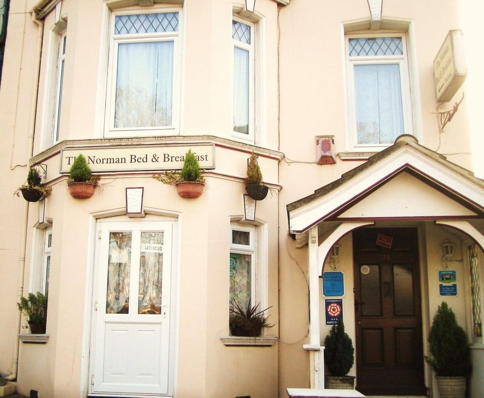 Facade/entrance, Day