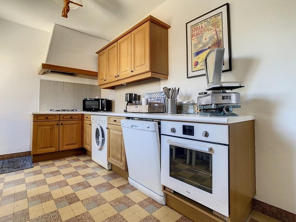 Villa Anglo-Normande à Stella-Plage, Jardin, Proche Mer et Commerces, Idéal Famille, 6 Pers. - FR-1-236-78 House in Hauts-de-France