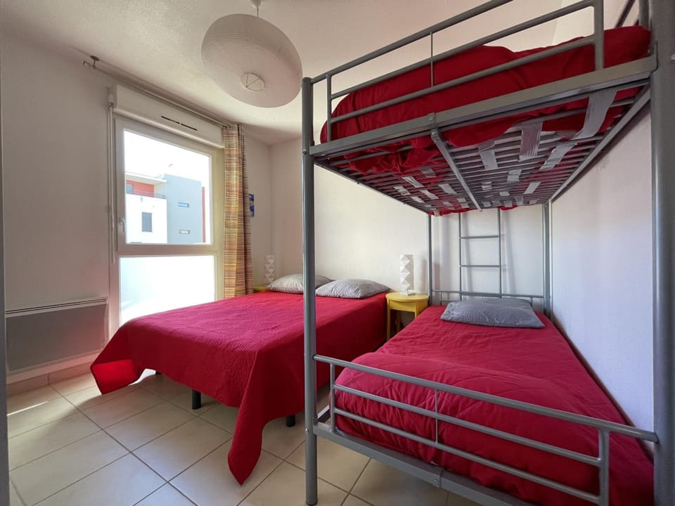 Appartement 2 pièces cosy avec terrasse et garage privé, proche plage - FR-1-338-5 Apartment in Occitanie