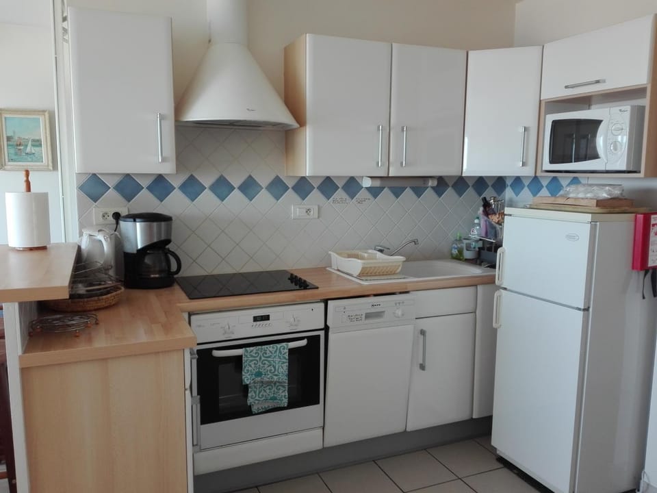 Appartement T2 face plage - Les Sables-d'Olonne - FR-1-331-22 Apartment in Les Sables-d'Olonne