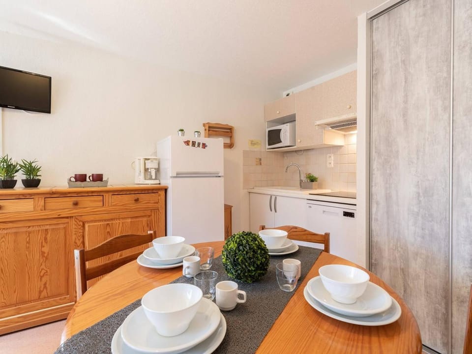 Appartement au calme, 6 pers, proche centre Saint-Lary, balcon sud, parking, navette pistes - FR-1-296-154 Apartment in Saint-Lary-Soulan