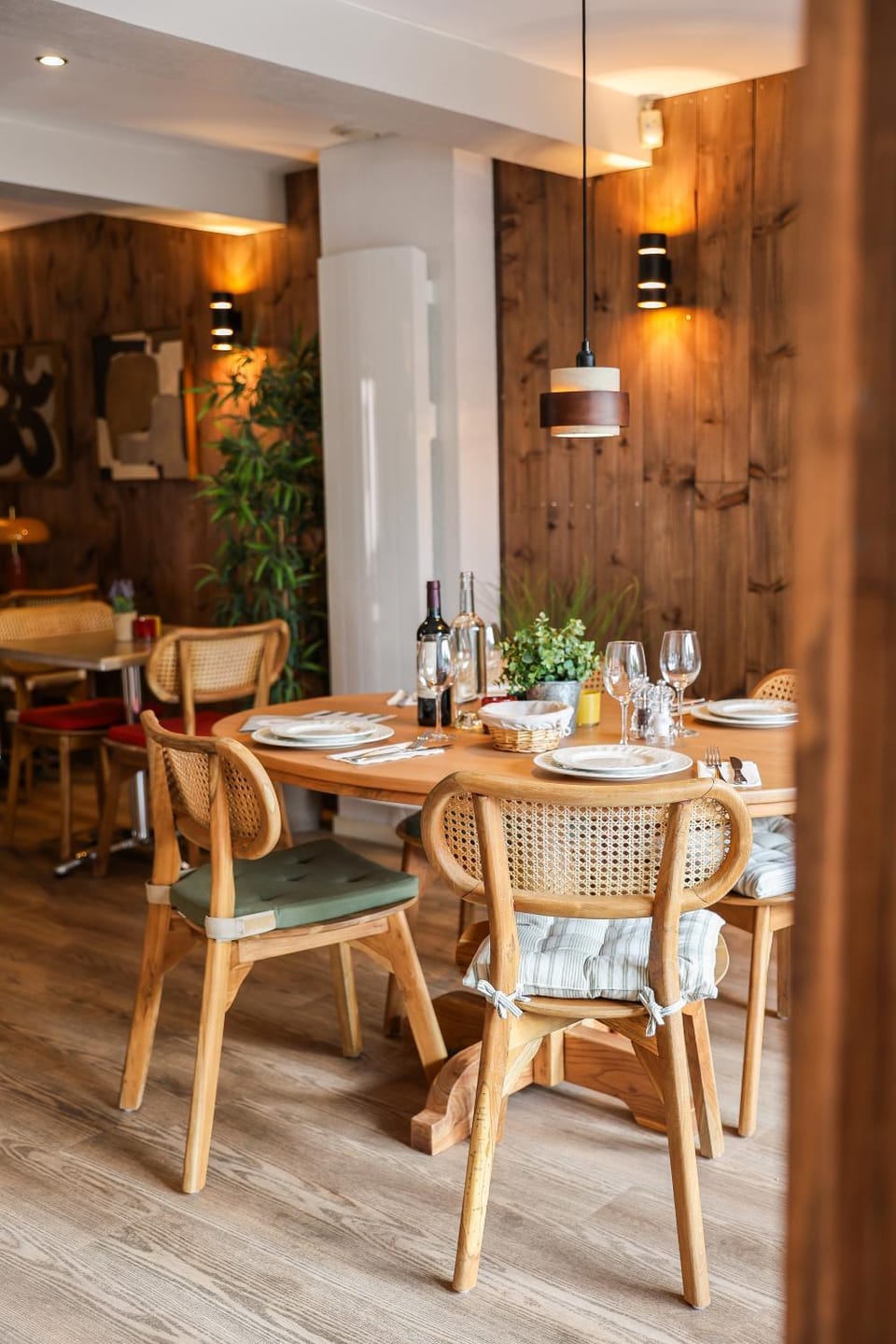 Restaurant/places to eat