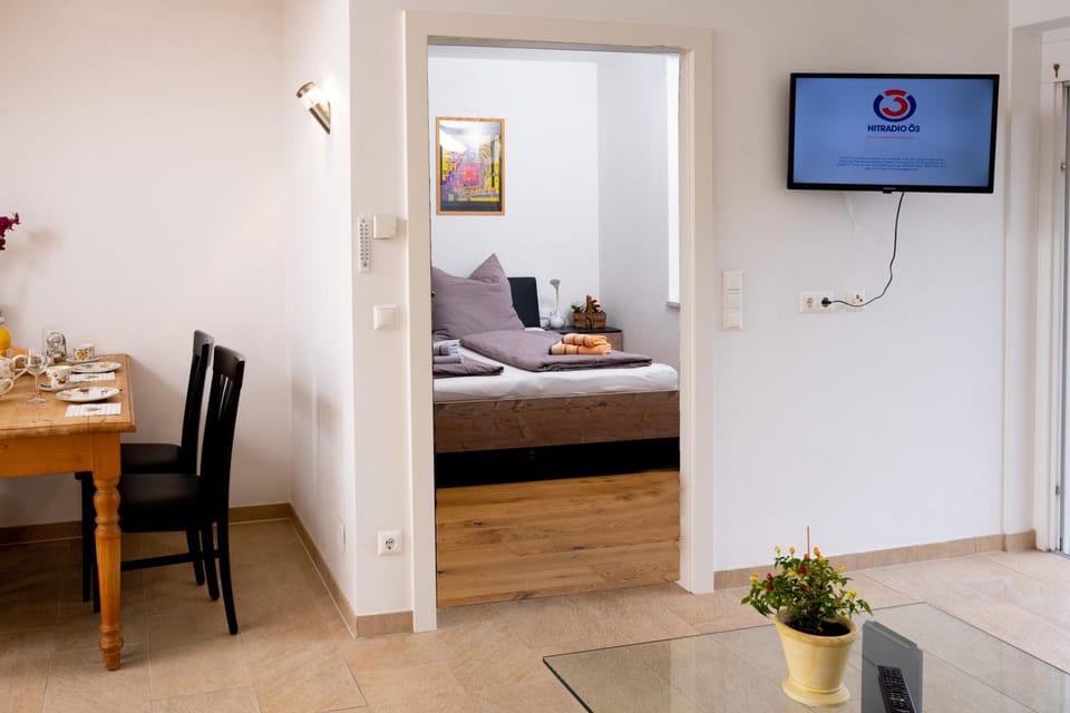 Photo of the whole room, Seating area, Dining area, Bedroom