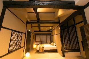 Hosta Umekoji Akari House in Kyoto