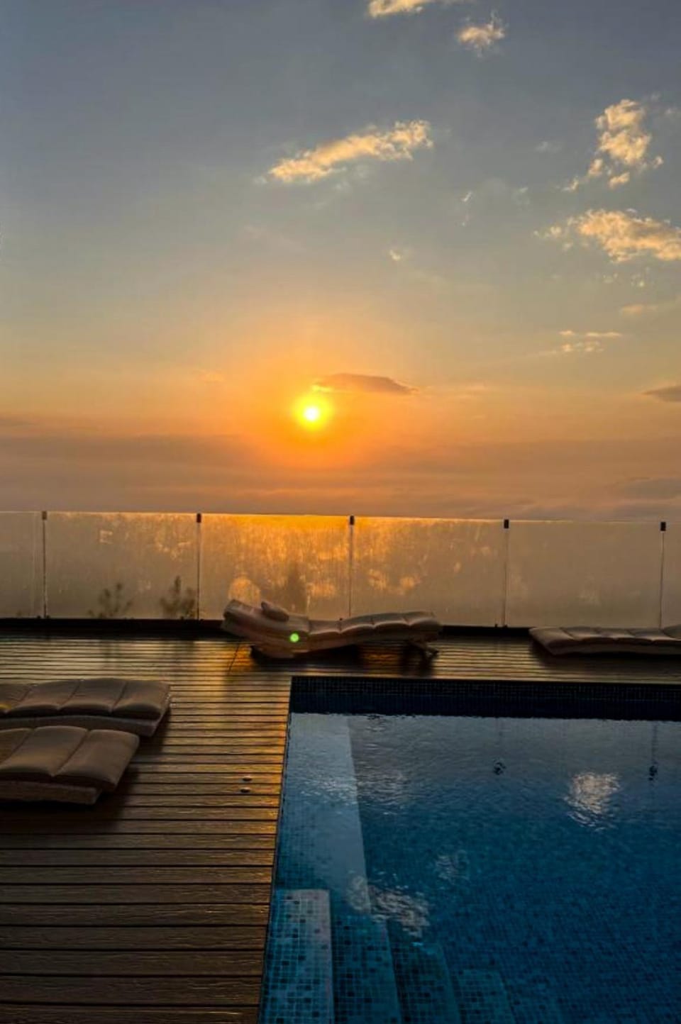 Day, Natural landscape, Pool view, Sea view, Swimming pool, Sunrise, sunbed