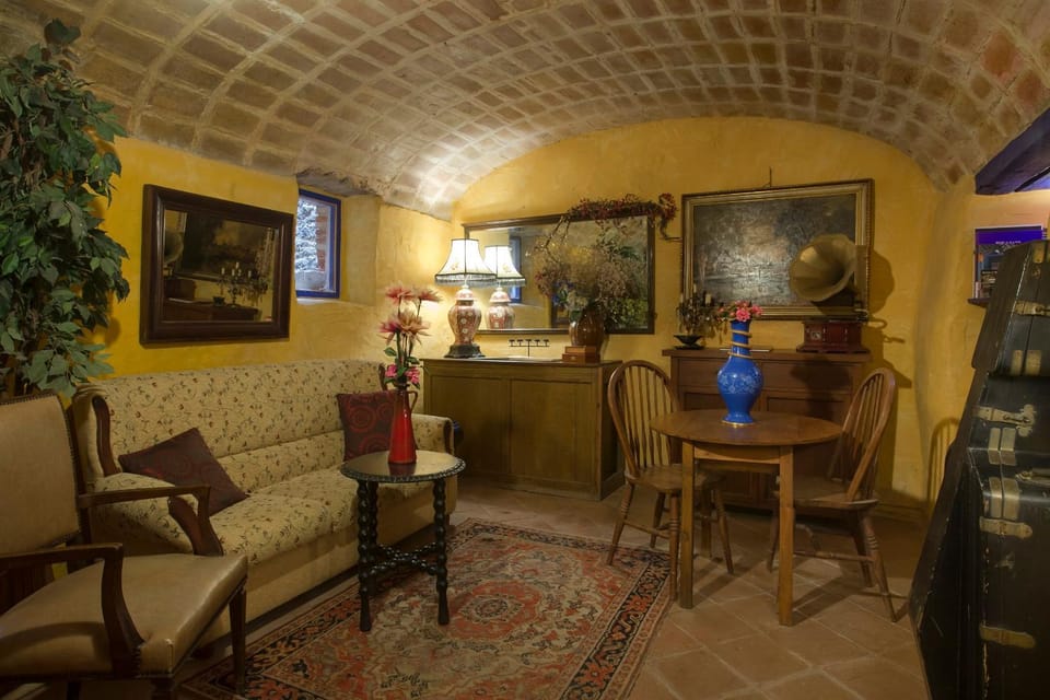 Hostal Blau Hotel in Peratallada