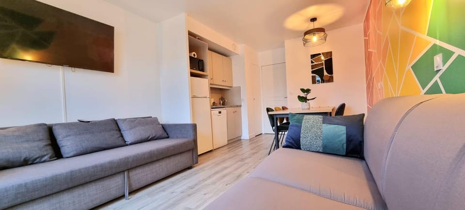 Rainbow Duplex N°1 Disney Apartment in Chessy