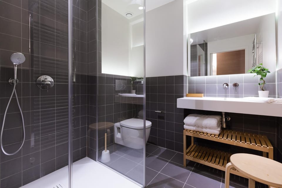 Shower, Toilet, Bathroom