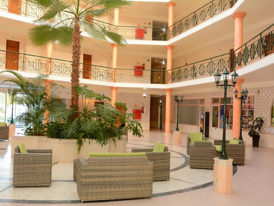 Hot Tub, Library, Sauna, Spa and wellness centre/facilities, Fitness centre/facilities, Seating area, On site