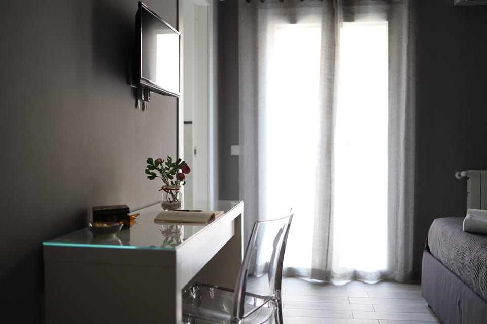 TV and multimedia, Photo of the whole room