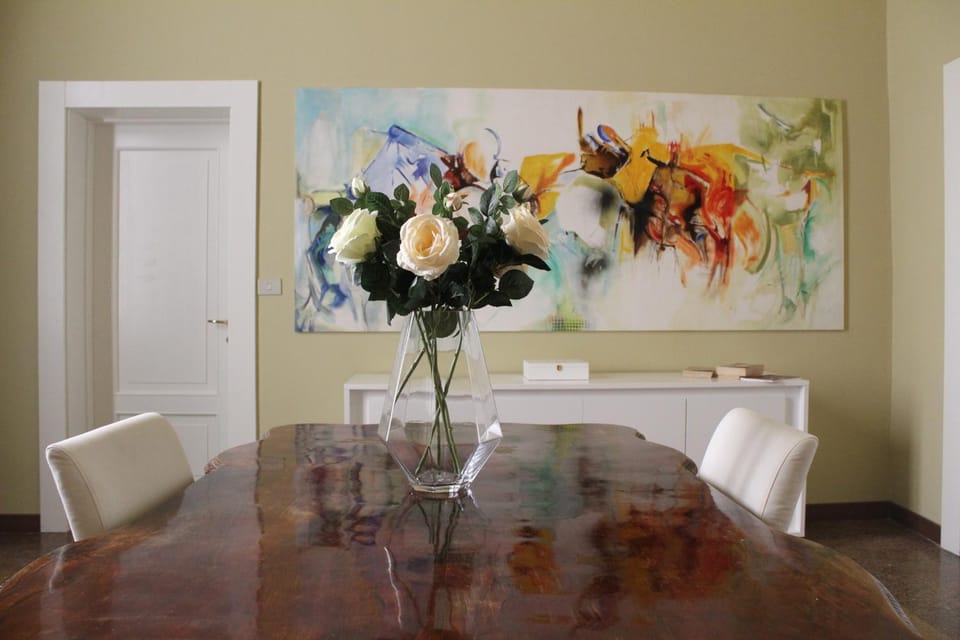 Rooms H Ercolani Bed and Breakfast in Bologna