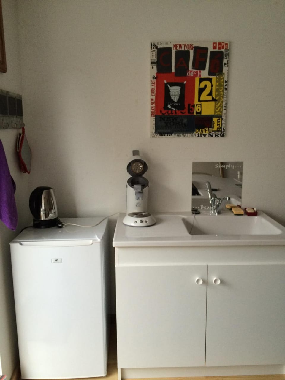 Kitchen or kitchenette
