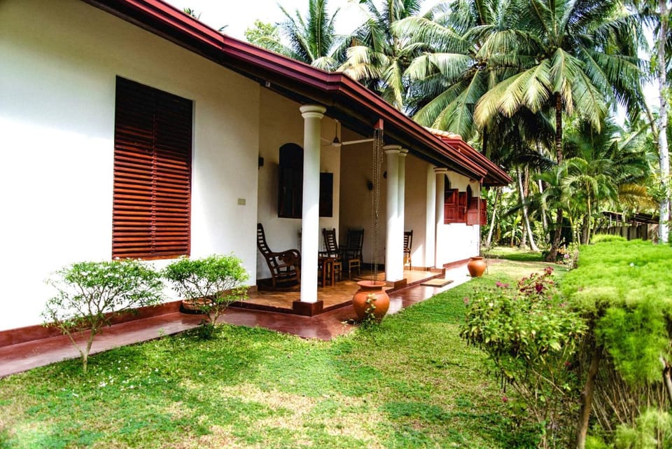 Property building, Garden, Garden view