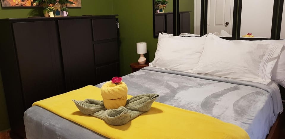 Bed, Bedroom