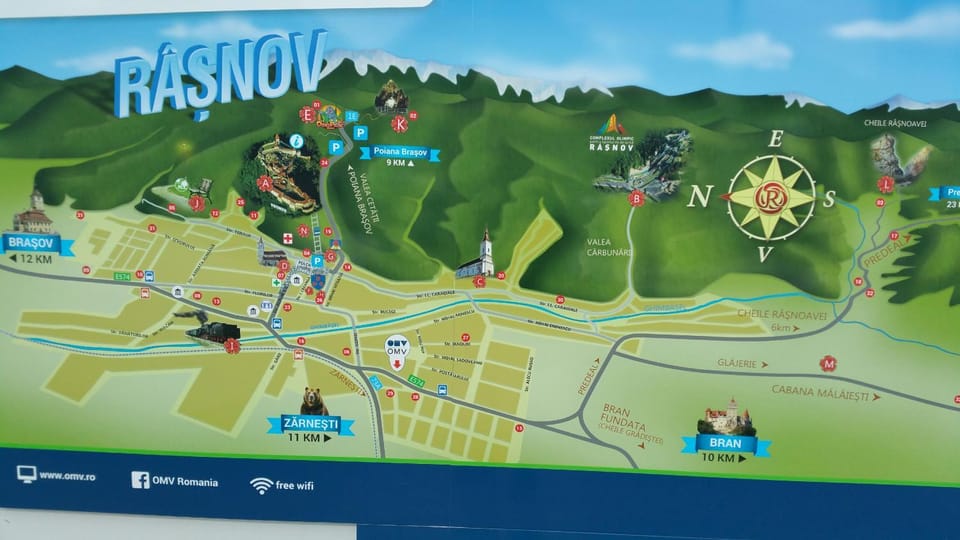 Nearby landmark, Restaurant/places to eat, Natural landscape, Other, Supermarket/grocery shop