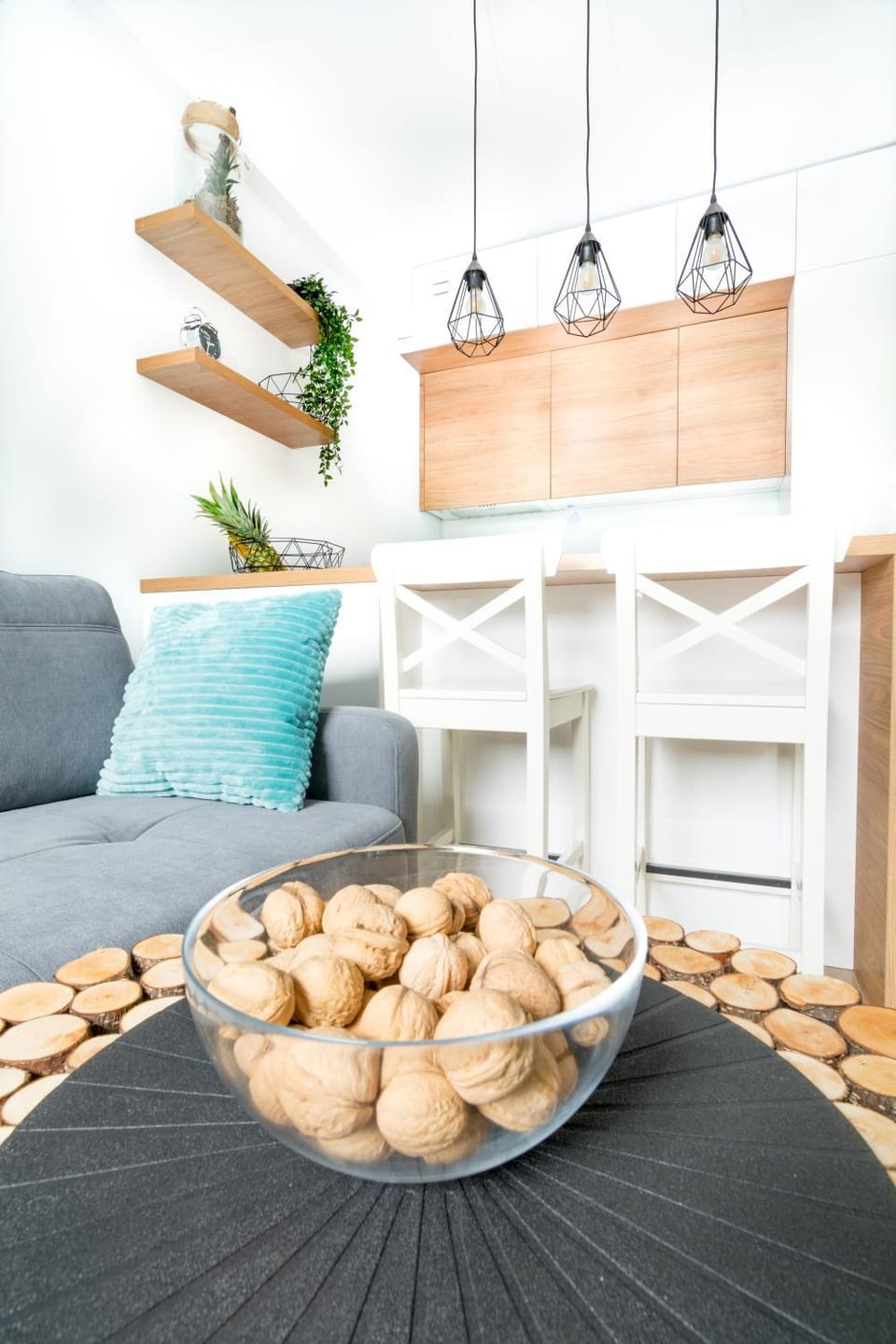 Kitchen or kitchenette, Living room, Seating area