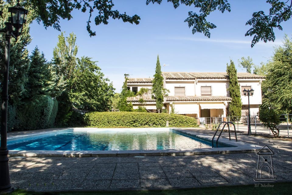 Property building, Patio, Facade/entrance, Garden, Garden view, Pool view