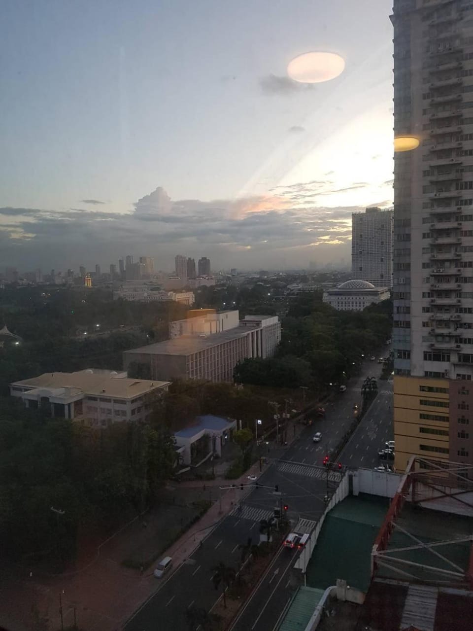 Eton Baypark Apartment in Manila City