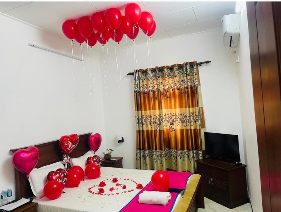 Ryan Residence & Restaurant Hotel in Negombo