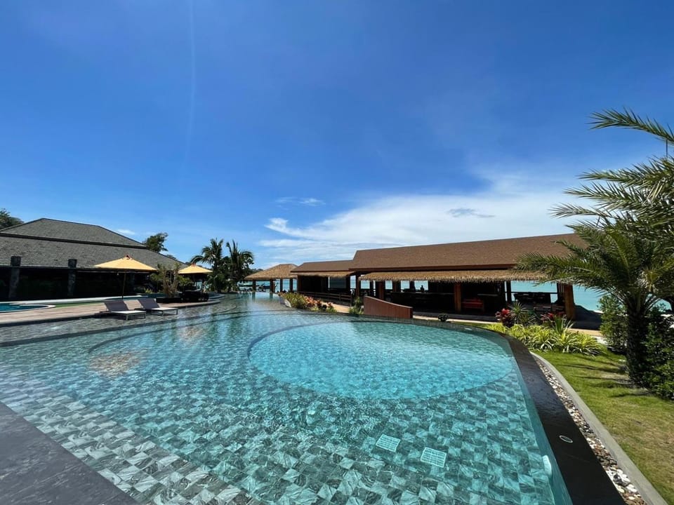 Pool view, Swimming pool