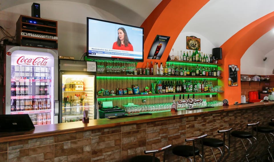 Lounge or bar, Lounge or bar