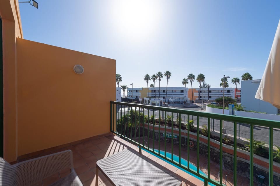 Balcony/Terrace, Pool view