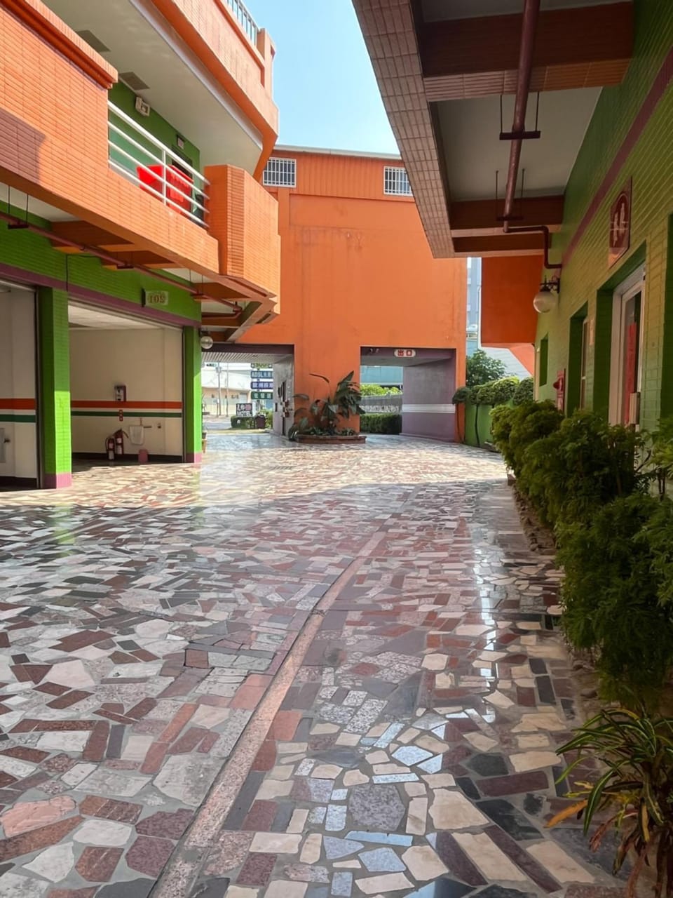 Inner courtyard view