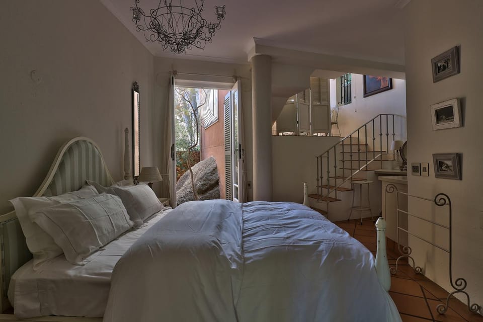 Dar El Hout Apartment in Cape Town