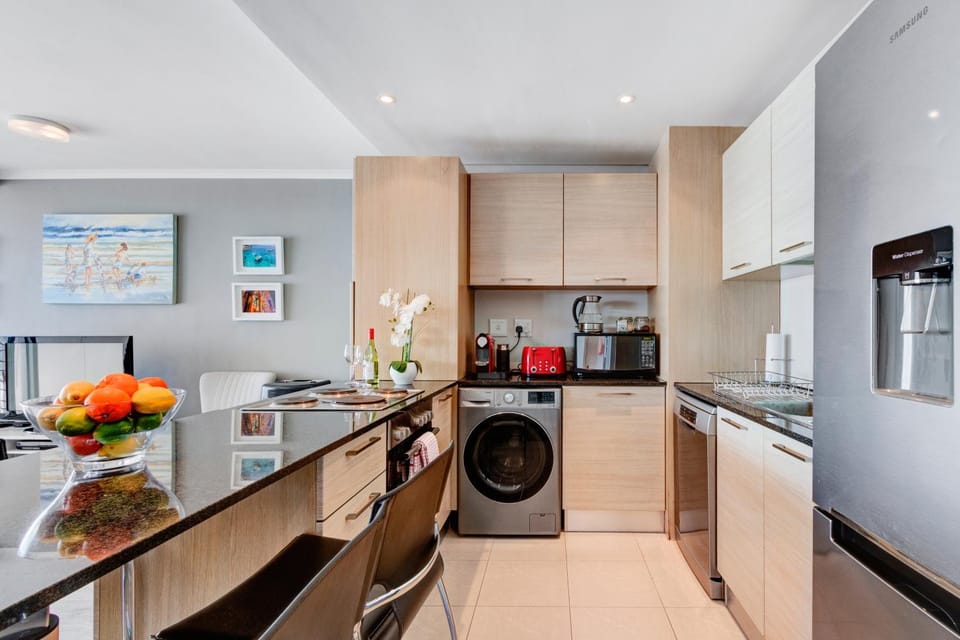 Coffee/tea facilities, dishwasher, oven, kitchen