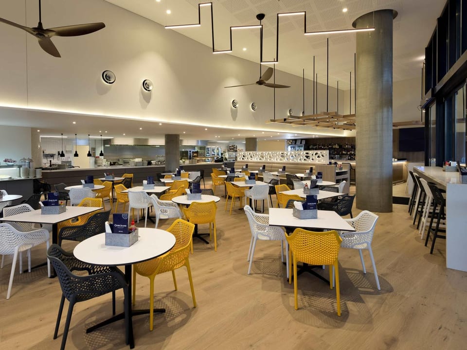 Lounge or bar