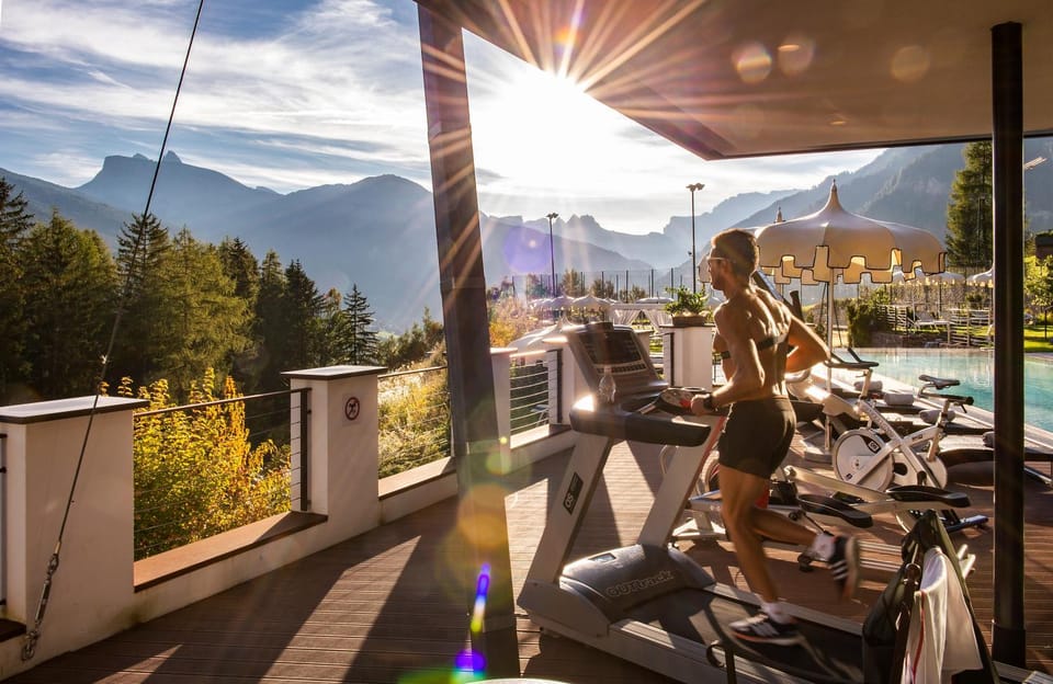 Balcony/Terrace, Fitness centre/facilities, Mountain view