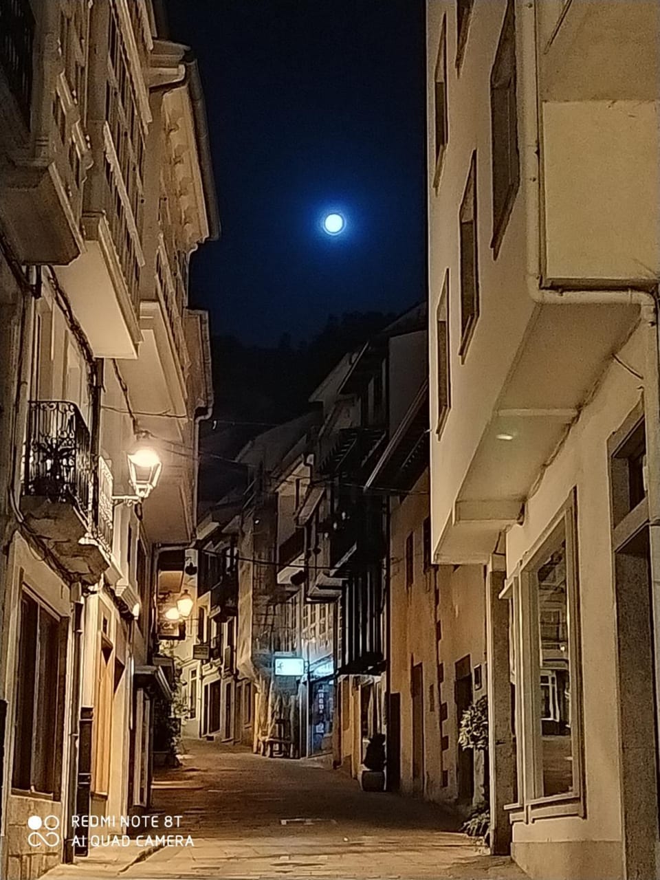 Neighbourhood, Street view